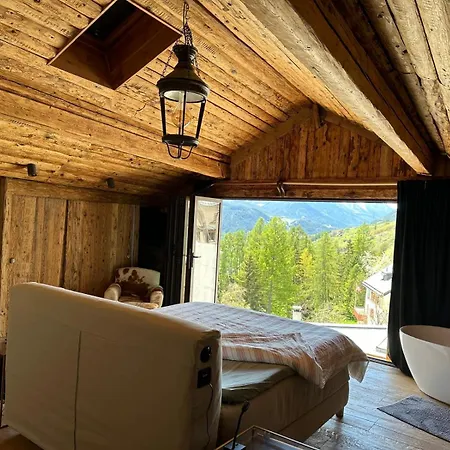 Apartment Chasa Veglia Sent