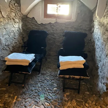 Apartment Chasa Veglia *