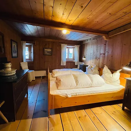 Chasa Veglia Apartment Sent