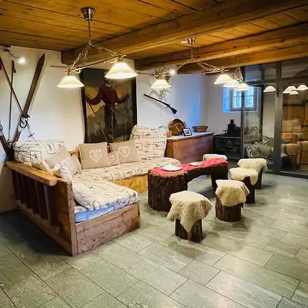 Chasa Veglia Apartment *