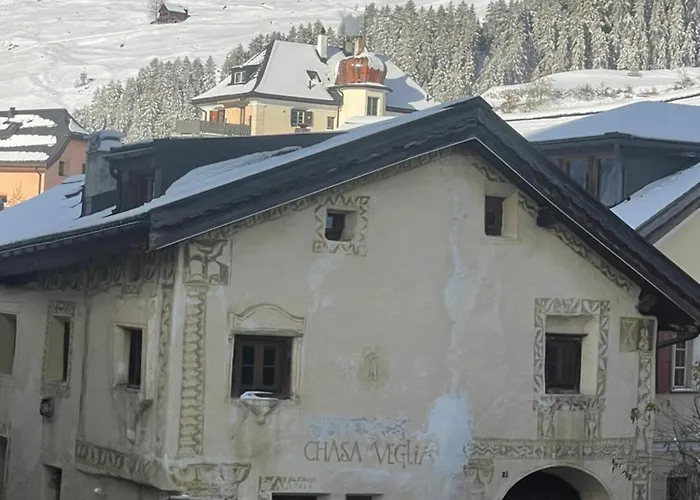 Chasa Veglia *
