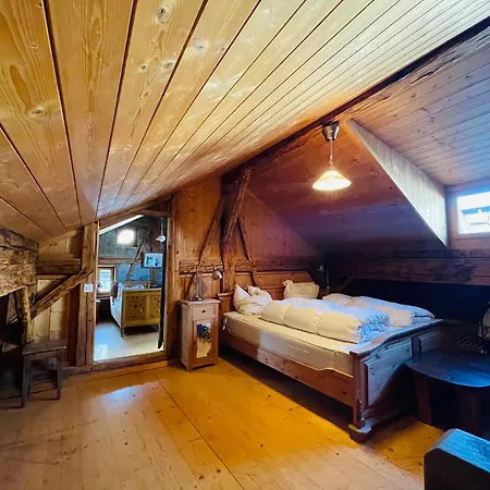 アパート Chasa Veglia *